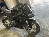 Honda  CBR 1000 RR/RA Fireblade 2006 годаүшін2 100 000 тг. в Актобе – фото 2