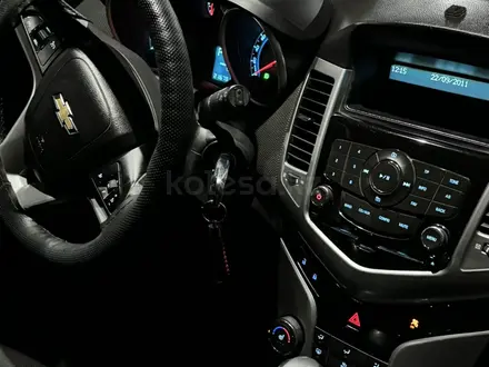 Chevrolet Cruze 2013 года за 4 200 000 тг. в Астана – фото 9