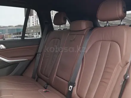 BMW X5 2019 года за 34 000 000 тг. в Астана – фото 17