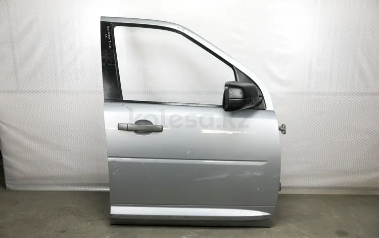 Дверь передняя правая на Land Rover Freelander 2 за 70 000 тг. в Алматы