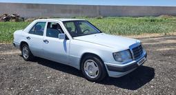 Mercedes-Benz E 230 1992 года за 1 500 000 тг. в Кызылорда – фото 4
