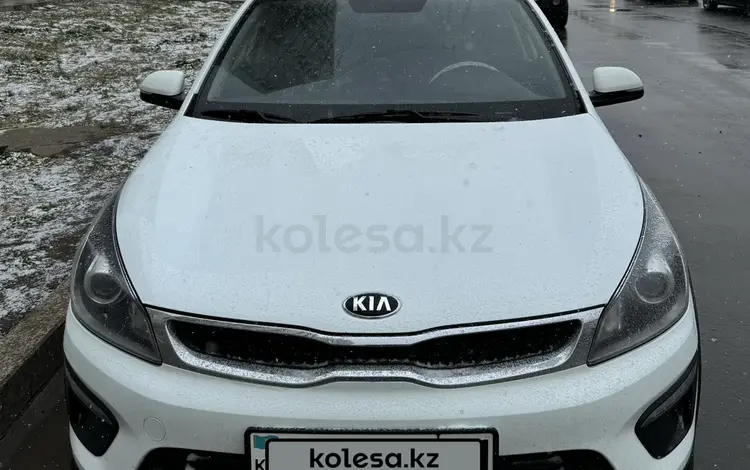 Kia Rio X-Line 2019 года за 8 000 000 тг. в Астана