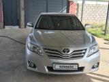 Toyota Camry 2010 годаүшін8 500 000 тг. в Караганда – фото 2