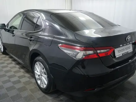 Toyota Camry 2023 года за 17 900 000 тг. в Алматы – фото 2