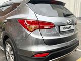 Hyundai Santa Fe 2014 годаfor9 500 000 тг. в Астана – фото 2