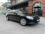 Mercedes-Benz S 500 2010 года за 12 500 000 тг. в Астана