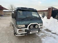 Mitsubishi Delica 1993 годаfor1 800 000 тг. в Алматы