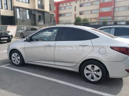 Hyundai Solaris 2015 года за 5 000 000 тг. в Шымкент – фото 4