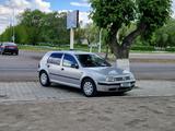 Volkswagen Golf 1998 годаүшін2 600 000 тг. в Темиртау