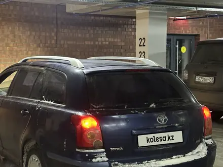 Toyota Avensis 2004 года за 5 000 000 тг. в Астана – фото 3