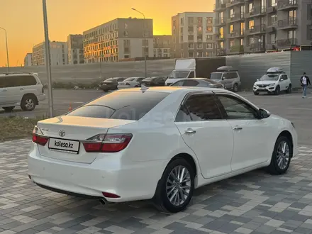 Toyota Camry 2017 года за 12 400 000 тг. в Алматы – фото 3