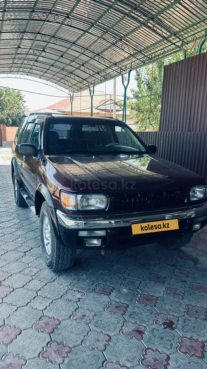 Nissan Pathfinder 1996 г.