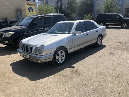 Mercedes-Benz E 280 1997 года за 3 300 000 тг. в Жезказган – фото 6