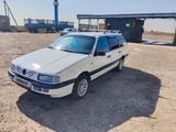 Volkswagen Passat 1993 годаүшін2 550 000 тг. в Жетысай – фото 4