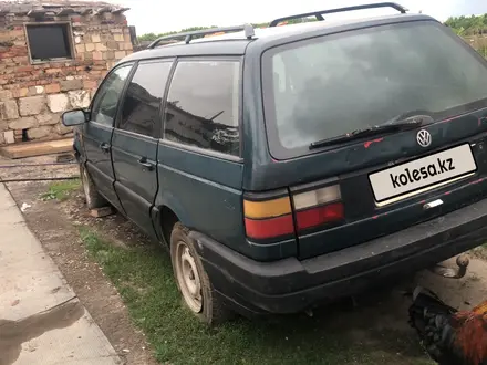 Volkswagen Passat 1989 года за 400 000 тг. в Караганда