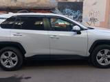 Toyota RAV4 2020 года за 14 900 000 тг. в Павлодар – фото 5