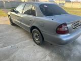 Hyundai Sonata 1996 года за 750 000 тг. в Шымкент – фото 4