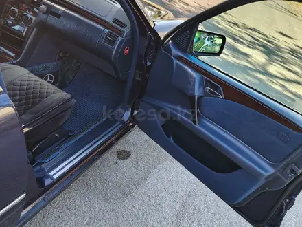 Mercedes-Benz E 230 1995 года за 2 000 000 тг. в Талдыкорган – фото 14