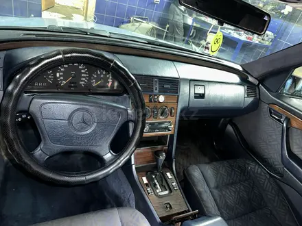 Mercedes-Benz C 200 1994 года за 1 450 000 тг. в Караганда – фото 12