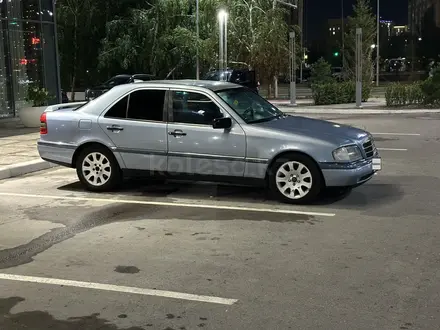 Mercedes-Benz C 200 1994 года за 1 450 000 тг. в Караганда – фото 4