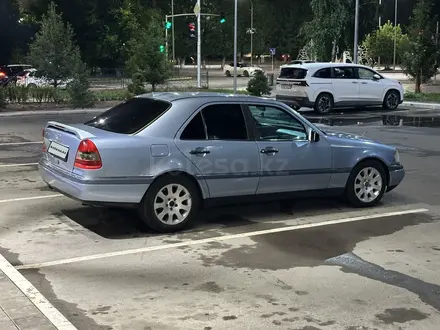 Mercedes-Benz C 200 1994 года за 1 450 000 тг. в Караганда – фото 6