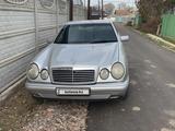 Mercedes-Benz E 280 1996 года за 2 900 000 тг. в Алматы