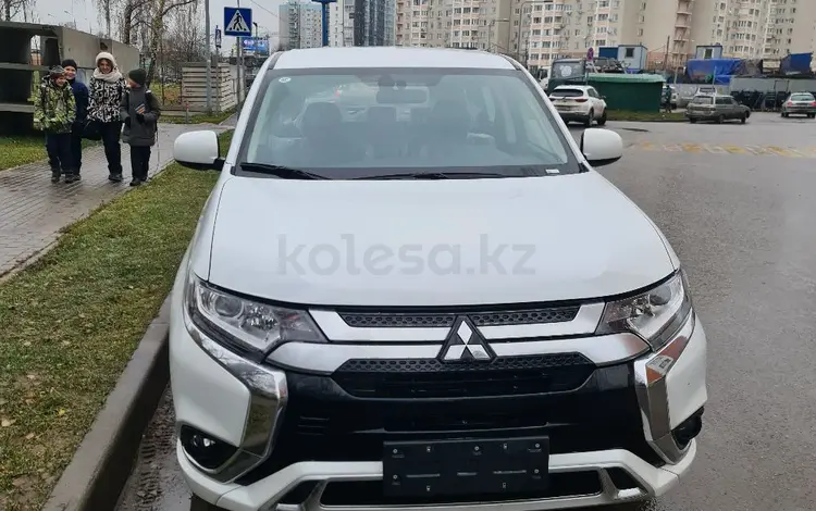 Mitsubishi Outlander 2022 годаүшін10 800 000 тг. в Уральск