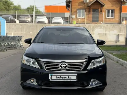 Toyota Camry 2014 года за 7 900 000 тг. в Алматы – фото 2