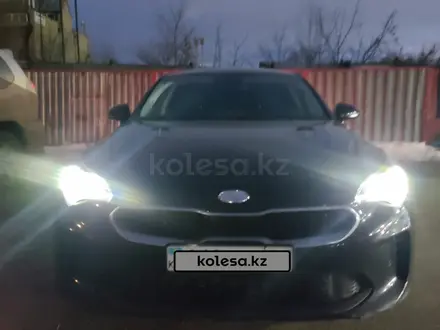 Kia Stinger 2017 года за 11 500 000 тг. в Астана