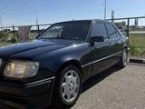 Mercedes-Benz E 220 1995 годаүшін1 550 000 тг. в Караганда – фото 2