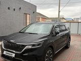 Kia Carnival 2023 года за 22 000 000 тг. в Атырау