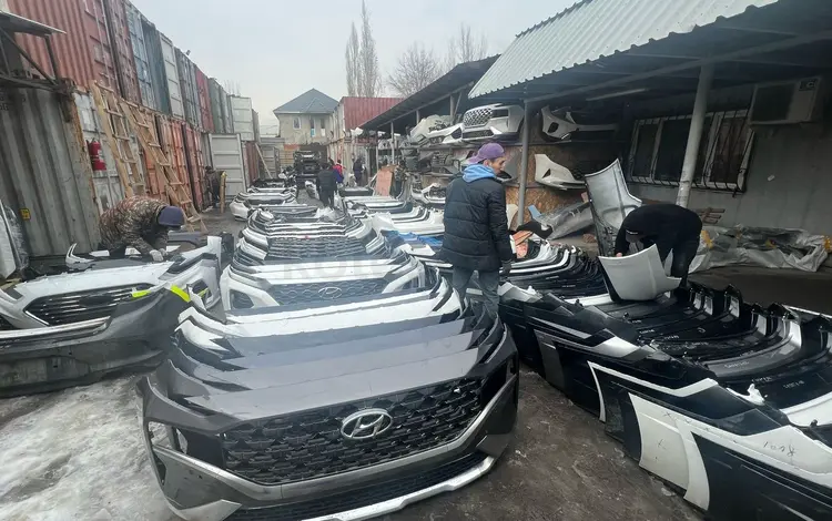 Бампер фара фонарь телевизор капот решетка Kia Hyundai за 5 000 тг. в Алматы