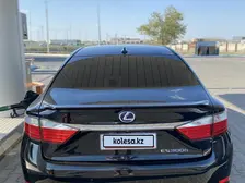 Lexus ES 300h