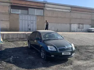 Toyota Avensis, 2004