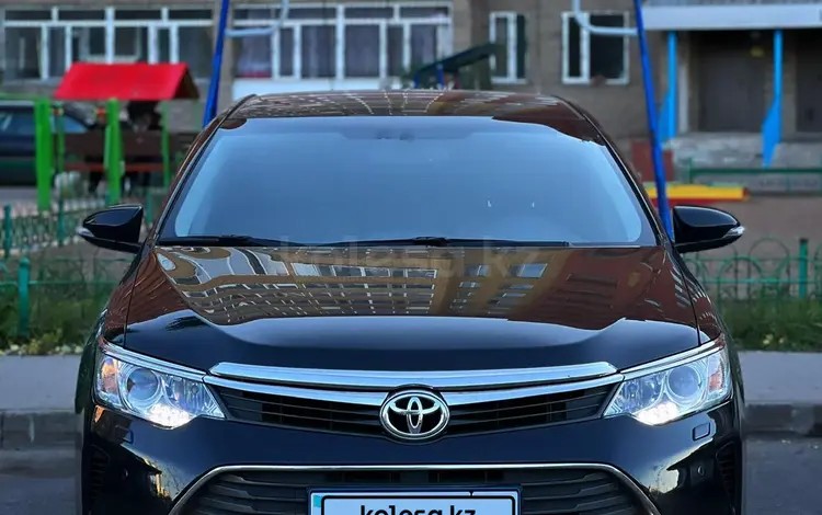 Toyota Camry 2015 года за 10 400 000 тг. в Астана