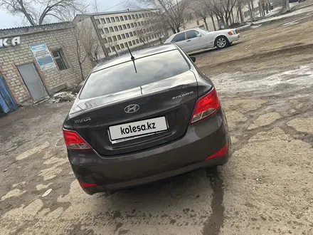 Hyundai Solaris 2015 года за 6 000 000 тг. в Жезказган – фото 5