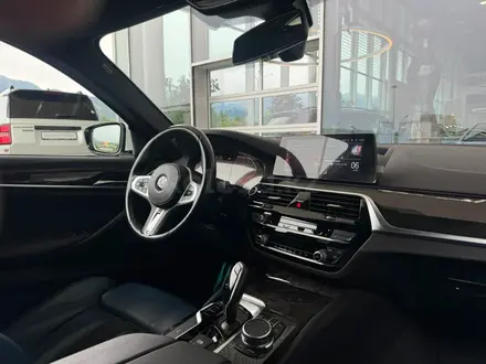 BMW 530 XDrive 2019 года за 20 400 000 тг. в Алматы – фото 20