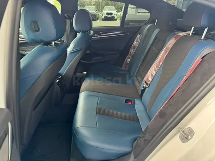 BMW 530 XDrive 2019 года за 20 400 000 тг. в Алматы – фото 22