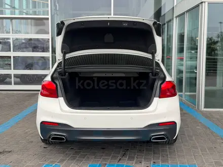 BMW 530 XDrive 2019 года за 20 400 000 тг. в Алматы – фото 7