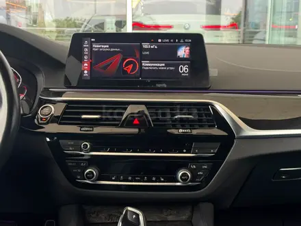 BMW 530 XDrive 2019 года за 20 400 000 тг. в Алматы – фото 16