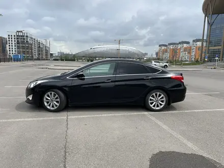 Hyundai i40 2013 года за 6 000 000 тг. в Астана – фото 4