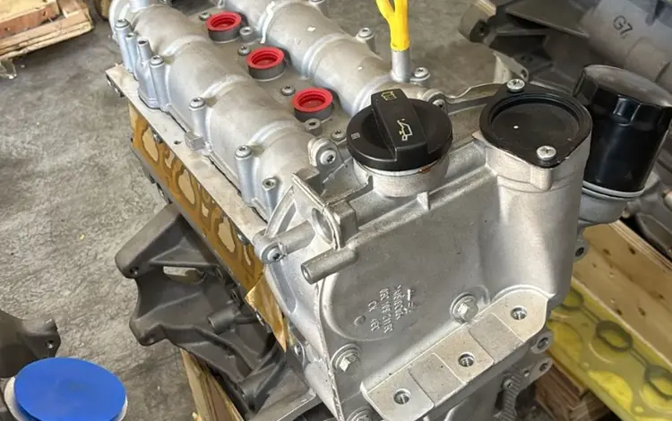 Новые двигатели на Volkswagen Polo CFNA 1.6 обьем альюминьевый блок за 450 000 тг. в Алматы