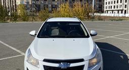 Chevrolet Cruze 2013 года за 3 000 000 тг. в Атырау – фото 3