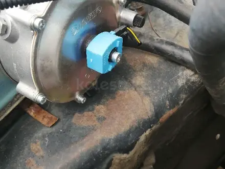 ЗиЛ  Зил ассенизатор или под водовоз бочка таза 1990 года за 4 200 000 тг. в Актобе – фото 10
