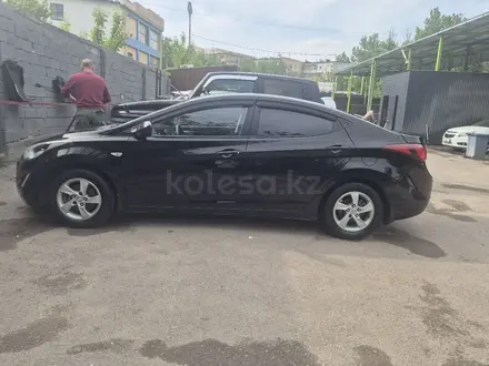 Hyundai Elantra 2015 года за 3 900 000 тг. в Шымкент
