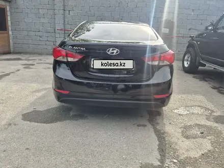 Hyundai Elantra 2015 года за 3 900 000 тг. в Шымкент – фото 2