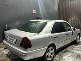 Mercedes-Benz C 280 1994 года за 1 800 000 тг. в Алматы – фото 3