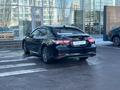 Toyota Camry Prestige 2021 года за 15 800 000 тг. в Астана – фото 2