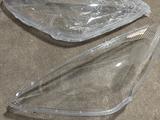 Стекло на фару Lexus Es 300 2002- за 35 000 тг. в Алматы