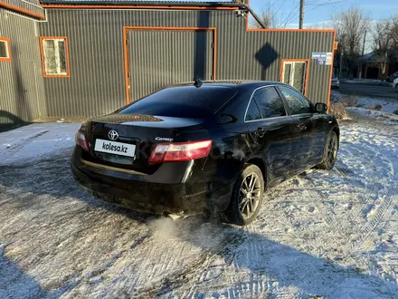 Toyota Camry 2006 года за 5 500 000 тг. в Актобе – фото 7